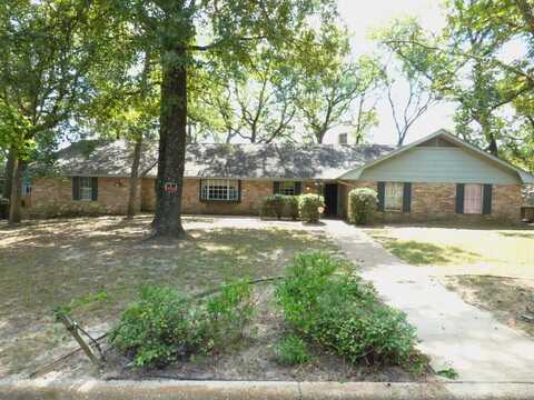 264 Fernwood Dr., Nacogdoches, TX 75964