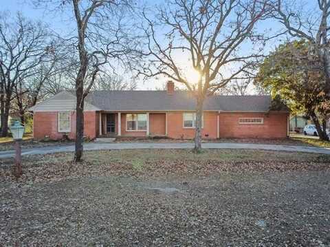 1911 Parkview Drive, Okmulgee, OK 74447