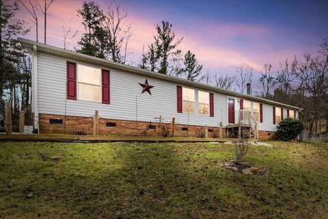 1451 Birchtree Road, Hillsville, VA 24343