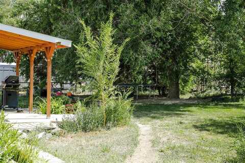 693 Lane 6, Powell, WY 82435