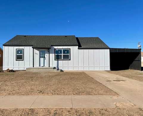 510 SW 2nd St, Seminole, TX 79360