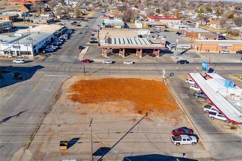 202 E Main Street, Weatherford, OK 73096