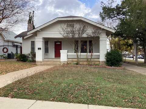 3700 Clarke Avenue, Fort Worth, TX 76107