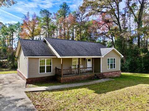 101 3rd Ave, Grove Hill, AL 36451