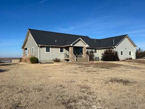 351 Thoman Drive, Sylvan Grove, KS 67481