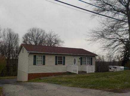 931 E First Ave Ext, Derry, PA 15627