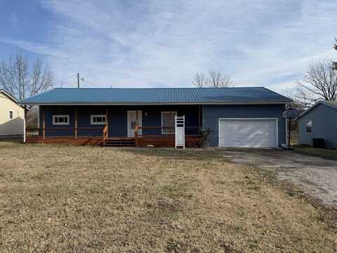 1120 Brad Dr, Oswego, KS 67356