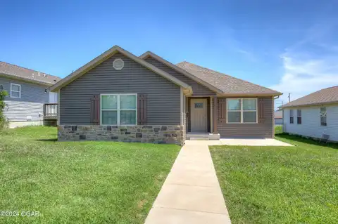 2409 S Wall Avenue, Joplin, MO 64804