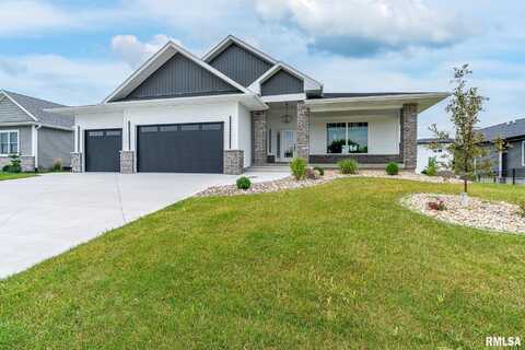 1915 E 59TH Court, Davenport, IA 52807