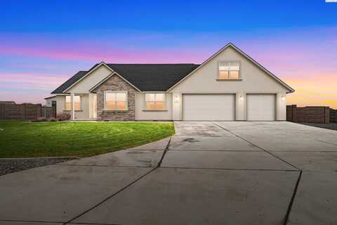 86710 E Calico Rd, Kennewick, WA 99338