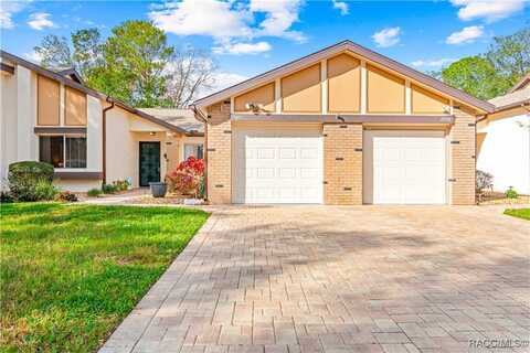 7497 Heather Walk Drive, Weeki Wachee, FL 34613