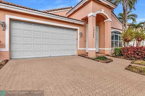 10327 SW 16th St, Pembroke Pines, FL 33025