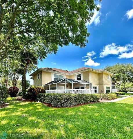 5801 Wheatley Ct, Boynton Beach, FL 33436