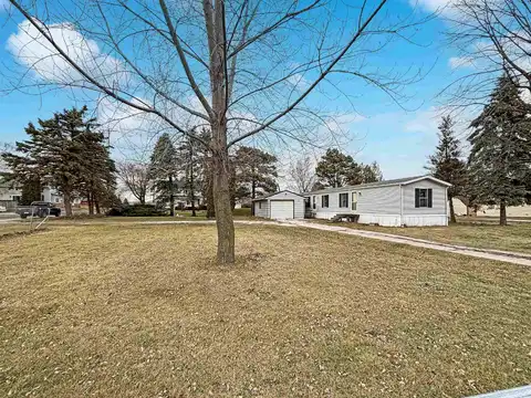 8629 CENTER Road, NEWTON, WI 53063