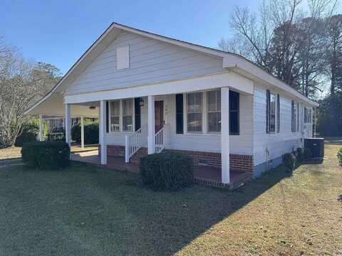 202 Lewis St., Mullins, SC 29574