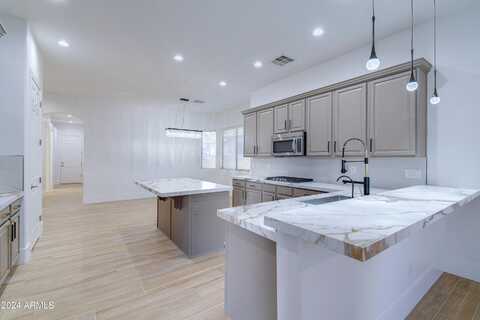 1270 E BARANCA Road, Gilbert, AZ 85297