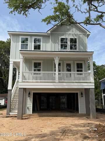 37 Middle Island Street, Beaufort, SC 29907