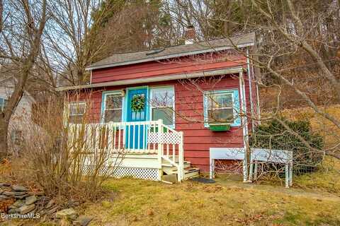 119 Railroad Ave, Great Barrington, MA 01230