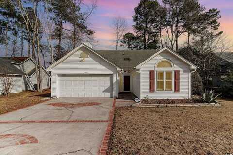 422 Nature Trail Dr., Little River, SC 29566