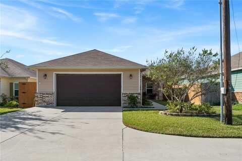 623 W DeBerry Avenue, Aransas Pass, TX 78336