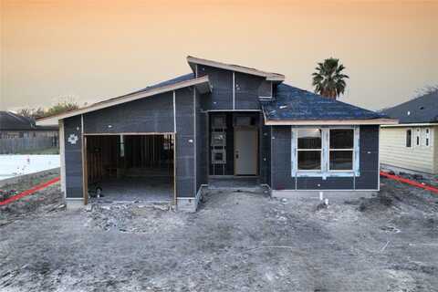 8117 Berenstain Drive, Corpus Christi, TX 78414