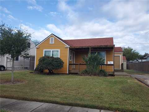 628 Naples Street, Corpus Christi, TX 78404