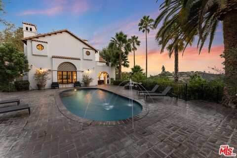 2819 Coldwater Canyon Dr, Beverly Hills, CA 90210