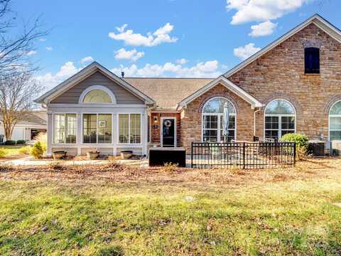 132 Lone Oak Circle, Rock Hill, SC 29732