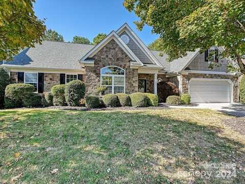 6401 Breckfield Court, Charlotte, NC 28278