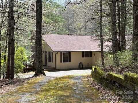 585 Purple Finch Road, Brevard, NC 28712