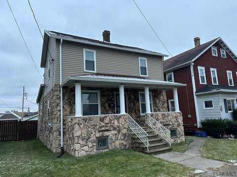 312 12th Street, Windber, PA 15963