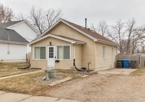 1236 Thornton Avenue, Des Moines, IA 50315