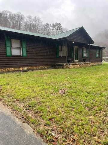 140 Bee Fork, Prestonsburg, KY 41653