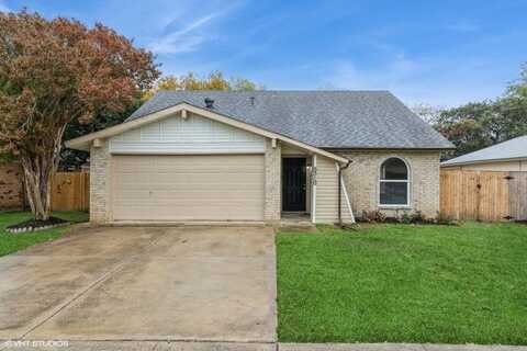 5310 PRINCESS COURT, LAKE DALLAS, TX 75065