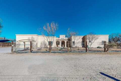 151 MAMA Road, Corrales, NM 87048