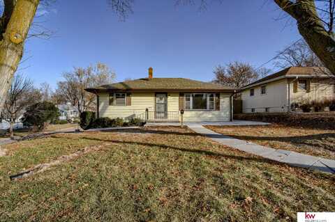 1723 N 61 Street, Omaha, NE 68104