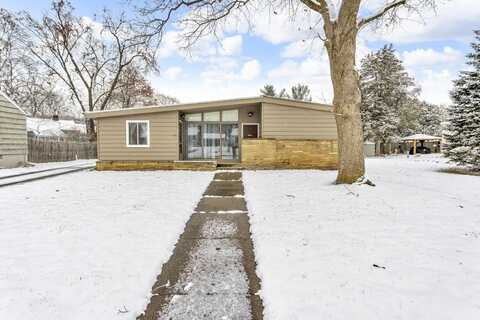 768 Briarcliff Road, Jackson, MI 49203