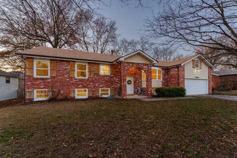 5055 S Walnut Hill Road, Springfield, MO 65810