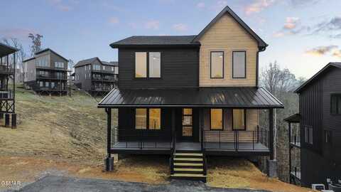 1158 Reedmont Way, Sevierville, TN 37876