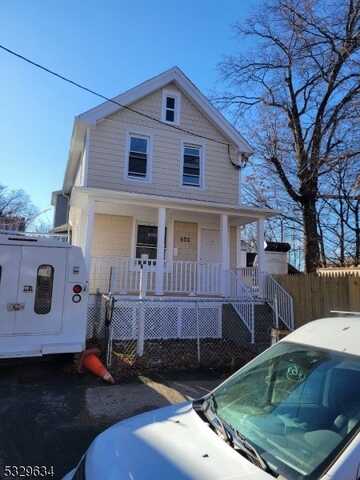 522 Beach St, Orange, NJ 07050