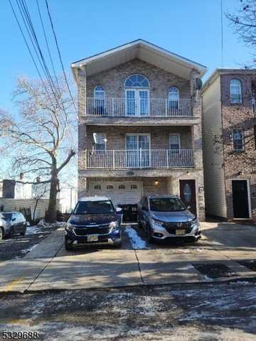 80 Randolph Ave, Jersey City, NJ 07305