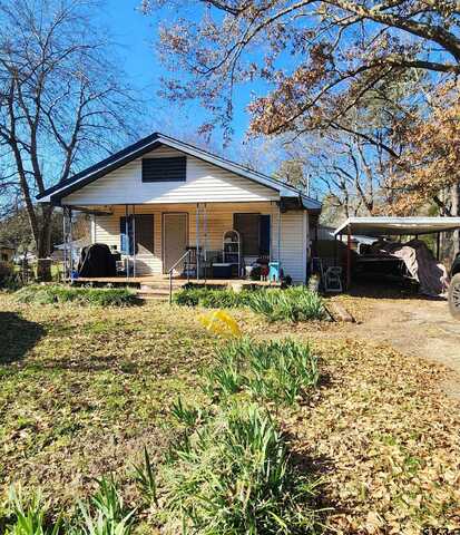 1505 N Daisey St., Gladewater, TX 75647