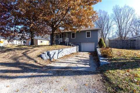 403 NE Beacon Street, Lees Summit, MO 64063