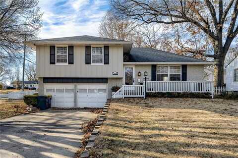 8844 Summit Street, Kansas City, MO 64082