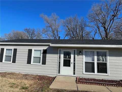 8538 Tauromee Avenue, Kansas City, KS 66112