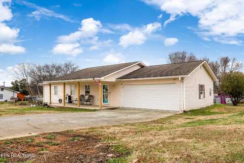 1989 Chestnut St, Sweetwater, TN 37874