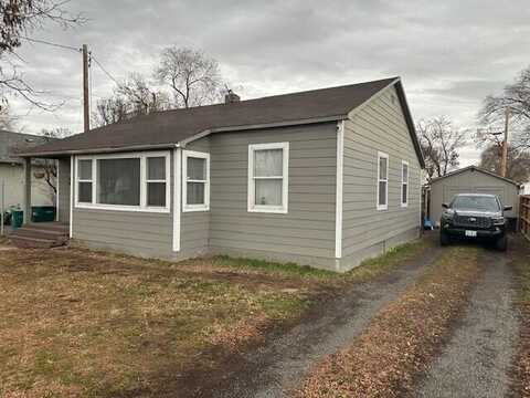 2220 Eberlein Avenue, Klamath Falls, OR 97601