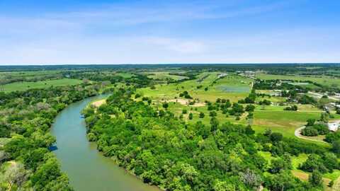 663 NW Loop 230, Smithville, TX 78957