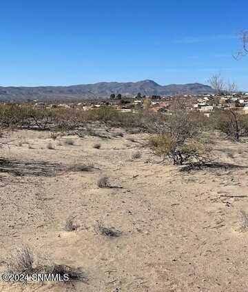 2620 Sandhill Road, Las Cruces, NM 88012