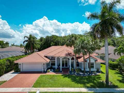 10728 Maple Chase Dr, Boca Raton, FL 33498